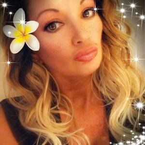 Meet your Posher, Robyn